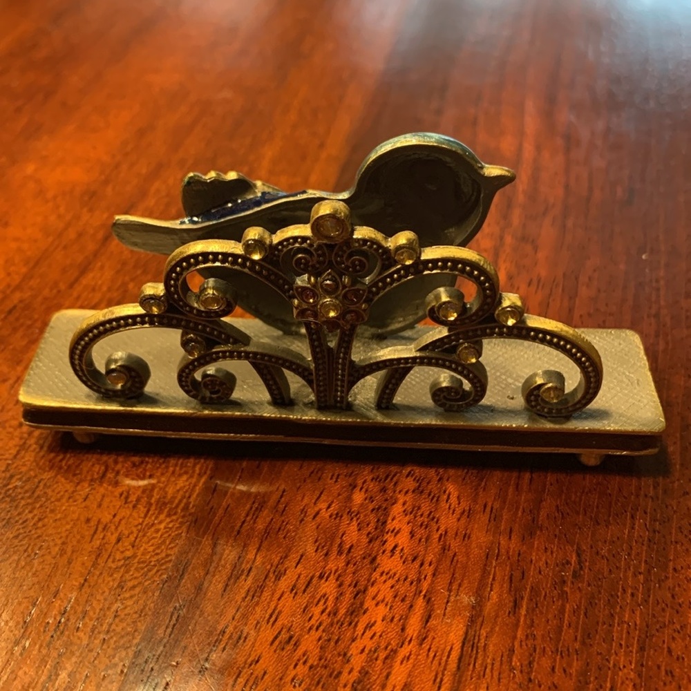 Nicole Lee Nikky Business Card/Mail Holder - Picture 5 of 7
